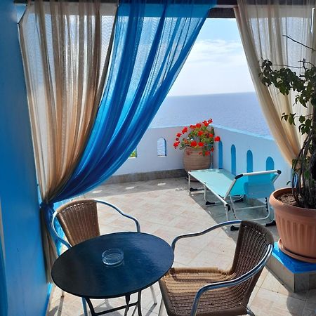 Delfini Lejlighedshotel Akhladherí Eksteriør billede